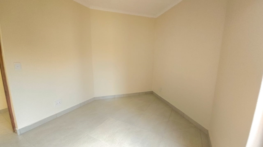 To Let 3 Bedroom Property for Rent in Landsmeer Residential Estate North West